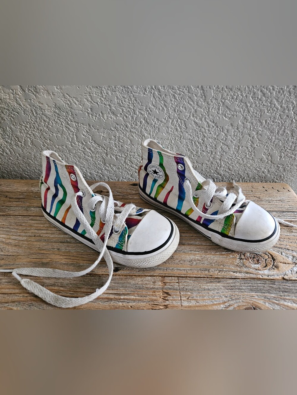 Classic High-Top Kids Sneakers with Rainbow Stripe Accent